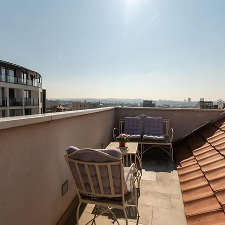 Lejlighed Klara Vracar 90 M2, Dve I Po Spavace Sobe Beograd