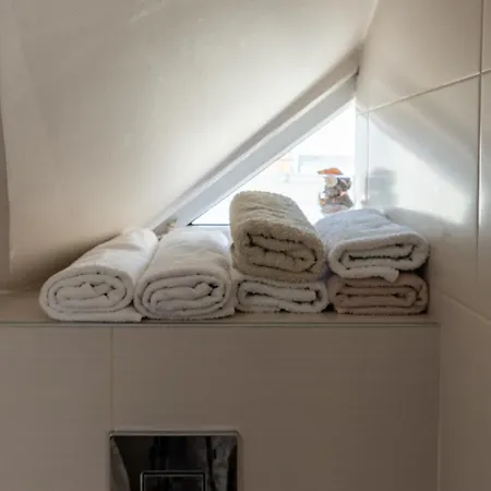 Klara Vracar 90 M2, Dve I Po Spavace Sobe Beograd