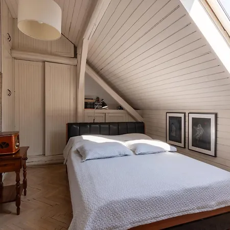 Klara Vracar 90 M2, Dve I Po Spavace Sobe 公寓