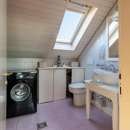 Klara Vracar 90 M2, Dve I Po Spavace Sobe 公寓